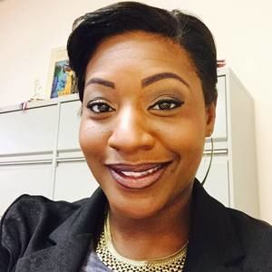 Meet your Posher, Ebonie